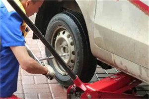 清华大学附近拖车24小时服务热线电话